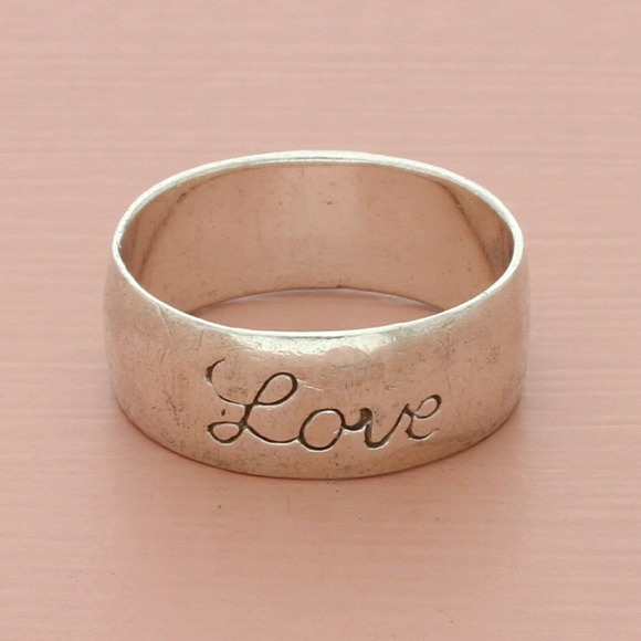 Sterling Jewelry - sterling silver love script band ring size 6.5